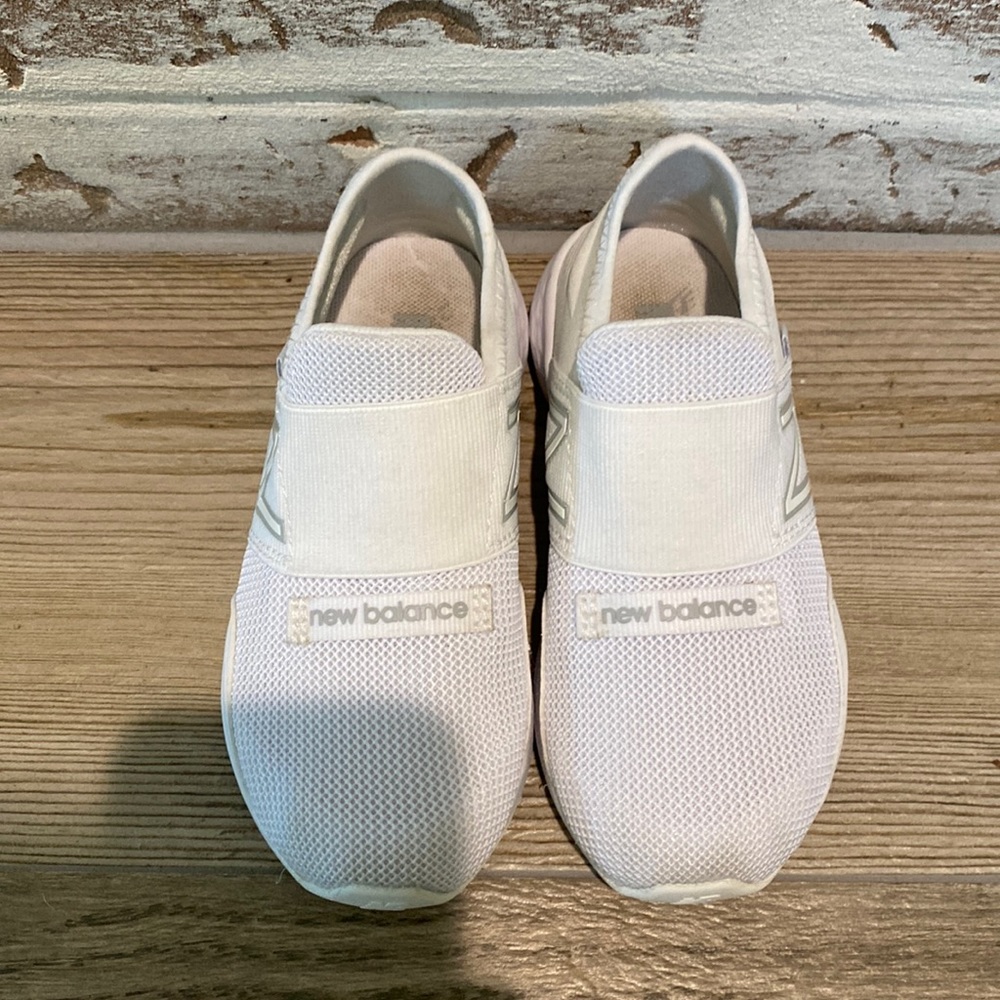 New balance ROAV